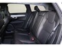 Volvo V90 T6 Recharge AWD Plus Dark - IntelliSafe Assist & Surround - 360º Camera - Adaptieve LED koplampen - Verwarmde voorstoelen, stuur & achterbank - Parkeersensoren voor & achter - Elektr. bedienb. voorstoelen met geheugen - Extra getint glas - Inklapbare trekhaak - 19' LMV