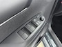 Toyota Yaris 1.5 Hybrid 115 Dynamic | Apple Carplay / Android Auto | Dodehoek detectie | Parkeersensoren voor/achter | Stoel-/stuurverwarming | Adaptive Cruise | Clima | Keyless | Camera | 16 inch