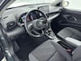 Toyota Yaris 1.5 Hybrid 115 Dynamic | Apple Carplay / Android Auto | Dodehoek detectie | Parkeersensoren voor/achter | Stoel-/stuurverwarming | Adaptive Cruise | Clima | Keyless | Camera | 16 inch