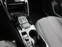 Peugeot 208 Allure Hybrid 110pk Automaat | Lage kilometerstand! | Navigatie | Climate Control | Cruise Control | Parkeersensoren v+a | Armsteun | Digitaal instrumentenpaneel | Draadloze Apple Carplay / Android Auto | DAB+ radio | Led koplampen | Donker getint glas | 16" lichtmetalen velgen |