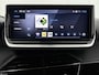 Peugeot 208 Allure Hybrid 110pk Automaat | Lage kilometerstand! | Navigatie | Climate Control | Cruise Control | Parkeersensoren v+a | Armsteun | Digitaal instrumentenpaneel | Draadloze Apple Carplay / Android Auto | DAB+ radio | Led koplampen | Donker getint glas | 16" lichtmetalen velgen |
