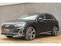 Audi Q3 40 TFSI S tronic quattro S Line / Trekhaak / Camera / Dode Hoek / PDC / Leder / Stoelverwarming / Adaptive Cruise / Carplay / Climate Control / 20inch