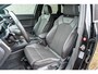 Audi Q3 40 TFSI S tronic quattro S Line / Trekhaak / Camera / Dode Hoek / PDC / Leder / Stoelverwarming / Adaptive Cruise / Carplay / Climate Control / 20inch