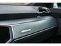 Audi Q3 40 TFSI S tronic quattro S Line / Trekhaak / Camera / Dode Hoek / PDC / Leder / Stoelverwarming / Adaptive Cruise / Carplay / Climate Control / 20inch