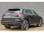 Audi Q3 40 TFSI S tronic quattro S Line / Trekhaak / Camera / Dode Hoek / PDC / Leder / Stoelverwarming / Adaptive Cruise / Carplay / Climate Control / 20inch