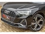 Audi Q3 40 TFSI S tronic quattro S Line / Trekhaak / Camera / Dode Hoek / PDC / Leder / Stoelverwarming / Adaptive Cruise / Carplay / Climate Control / 20inch