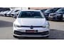Volkswagen Golf 1.5 TSI Sport | R-line Difuser | Sport uitlaat met kleppensysteem | Navigatie | Lane Assist | Apple Carplay |