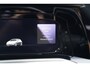 Volkswagen Golf 1.5 TSI Sport | R-line Difuser | Sport uitlaat met kleppensysteem | Navigatie | Lane Assist | Apple Carplay |