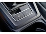 Volkswagen Golf 1.5 TSI Sport | R-line Difuser | Sport uitlaat met kleppensysteem | Navigatie | Lane Assist | Apple Carplay |