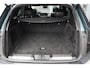 Land Rover Range Rover Sport 3.0 P440e Dynamic HSE | PHEV | PANO | Meridian | 360 | HUD | Land Rover Range Rover Sport P440e Dynamic HSE 441 PK Plug-in Hybrid met 3.0 zescilinder benzinemotor en 8-traps automatische transmissie, voorzien van een luxe lederen interieur, elektrisch