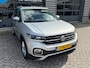 Volkswagen T-Cross 1.0 TSI 110 pk Style 7-DSG | Parkeersensoren | Navigatie | Apple Carplay | Adaptive cruise control | A-uitrij camera |