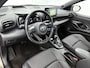 Toyota Yaris 1.5 Hybrid Executive Premium Pack | Dealer onderhouden | Trekhaak afneembaar | Panoramadak | JBL | Head-Up Display | Stoel+stuurverwarming | Dodehoek detectie | Parkeersensoren voor+achter |