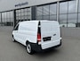 Mercedes-Benz eVito 112 L2 60 kWh / Snel laden 80kw / Camera / Parkeersensoren / Airco / Cruise control / Carplay navigatie / Achterdeuren