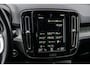 Volvo XC40 1.5 T5 Recharge Inscription | Plug-in Hybrid (PHEV) | Trekhaak | Achteruitrijcamera | Parkeersensoren | Keyless Entry | Elektrische Achterklep | Elektrisch Verstelbare Voorstoelen | Lederen Bekleding | Stoelverwarming | Cruise Control Adaptief | BLIS | Navigatie | Apple Carplay | Android Auto