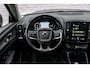 Volvo XC40 1.5 T5 Recharge Inscription | Plug-in Hybrid (PHEV) | Trekhaak | Achteruitrijcamera | Parkeersensoren | Keyless Entry | Elektrische Achterklep | Elektrisch Verstelbare Voorstoelen | Lederen Bekleding | Stoelverwarming | Cruise Control Adaptief | BLIS | Navigatie | Apple Carplay | Android Auto