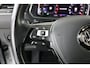 Volkswagen Tiguan Allspace All-Space 1.5 TSI Highline Business R-Line Nieuwe All-Seasons | Climate | LED | Adaptive Cruise | Carplay | Mooie auto!