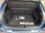 Mercedes-Benz GLA 250 4MATIC AMG Line l Pano Dak l Leder/Alcantara l Trekhaak l Dodehoek Detectie l AMG l Sfeerverlichting l