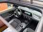 Mercedes-Benz GLA 250 4MATIC AMG Line l Pano Dak l Leder/Alcantara l Trekhaak l Dodehoek Detectie l AMG l Sfeerverlichting l