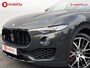 Maserati Levante 3.0 V6 SQ4 AWD GranLusso "Verde Ossido" Panoramadak NL auto! | Harman/Kardon | Soft Close | Achteruitrijcamera | Elek. Stoelen