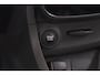 Renault Clio TCe 90 Limited | Trekhaak | Parkeersensoren | Navigatie | Cruise Control | Begrenzer | Bluetooth