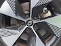 Renault Megane E-Tech EV40 Boost Charge Equilibre / SOH 94,60% / Dealer onderhouden / Navigatie via Apple Carplay of Android Auto / Achteruitrijcamera / Stuur & Stoelverwarming / Cruise control / Draadloze telefoon lader / Keyless Entry/Start /