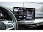 Volkswagen Golf 1.5 eHybrid 204pk Life Edition | Trekhaak | Ergo Active Stoel | Achteruitrijcamera | 18'' Velgen