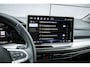 Volkswagen Golf 1.5 eHybrid 204pk Life Edition | Trekhaak | Ergo Active Stoel | Achteruitrijcamera | 18'' Velgen