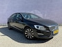 Volvo S60 1.5 T2 Polar+ Dynamic | Achteruitrijcamera | Parkeersensoren | Bi-Xenon Adaptief | Lederen Bekleding | Sportstoelen | Stoelverwarming | BLIS | Navigatie | Bluetooth | High Performance Audio