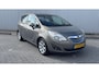 Opel Meriva Cosmo 1.4 Turbo | Dealer onderhouden | Trekhaak | Airco | LMV 16" | Parkeer sensoren voor + achter |