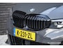 BMW 3-Serie Touring 320d 190Pk Aut. | High Executive | M-sport | 360° Camera | Trekhaak | 18'' | Dravit Grau