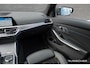 BMW 3-Serie Touring 320d 190Pk Aut. | High Executive | M-sport | 360° Camera | Trekhaak | 18'' | Dravit Grau