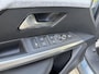 Peugeot E-3008 Launch Edition 325 Dual Motor 73 kWh | 8 Jaar Garantie | Nieuw Auto | Volledig Lederen Bekleding | Focal Audio | Panoramisch Schuifdak | LED Matrix Verlichting | Navigatie | 20" Lichtmetalen Velgen | 360 Graden Camera | Dode Hoek Detectie | Adaptieve Cruise Control | Stoelverwarming + Massage + Ventilatie | Hoge Zitpositie |
