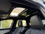 Peugeot E-3008 Launch Edition 325 Dual Motor 73 kWh | 8 Jaar Garantie | Nieuw Auto | Volledig Lederen Bekleding | Focal Audio | Panoramisch Schuifdak | LED Matrix Verlichting | Navigatie | 20" Lichtmetalen Velgen | 360 Graden Camera | Dode Hoek Detectie | Adaptieve Cruise Control | Stoelverwarming + Massage + Ventilatie | Hoge Zitpositie |
