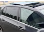 Volkswagen Golf 2.0 TDI R-Line 150pk Panoramadak / Trekhaak / Massage Stoelen