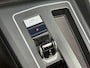 Volkswagen Golf 2.0 TDI R-Line 150pk Panoramadak / Trekhaak / Massage Stoelen