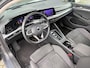 Volkswagen Golf 2.0 TDI R-Line 150pk Panoramadak / Trekhaak / Massage Stoelen