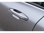 Volvo V60 T8 Plug-in hybrid AWD Ultra Dark | Panoramadak | Trekhaak | 360 graden camera | Head-up display | Verwarmbare voorstoelen, achterbank en stuurwiel | Premium audio by Harman Kardon | Apple carplay/Android auto