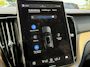 Volvo XC60 T6 Plug-in hybrid AWD Ultra Dark | Trekhaak | Panoramadak | Luchtvering | 360 Graden Camera | Harman / Kardon |