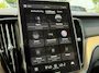 Volvo XC60 T6 Plug-in hybrid AWD Ultra Dark | Trekhaak | Panoramadak | Luchtvering | 360 Graden Camera | Harman / Kardon |