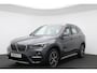 BMW X1 sDrive20i Orange Edition 192PK Panorama dak | Leder | HUD | Stoelverwarming