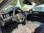 Volvo V60 T6 Twin Engine AWD Momentum Pro | Trekhaak | Parkeercamera | Apple Carplay | Digital Cockpit |