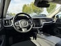 Volvo V60 T6 Twin Engine AWD Momentum Pro | Trekhaak | Parkeercamera | Apple Carplay | Digital Cockpit |