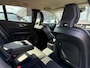 Volvo V60 T6 Twin Engine AWD Momentum Pro | Trekhaak | Parkeercamera | Apple Carplay | Digital Cockpit |