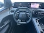 Peugeot e-5008 GT EV 73kWh 210pk | PANORAMIC NAVIGATION | 360° CAMERA | 7-ZITTER | LEER | WARMTEPOMP | ISOFIX | AFN. TREKHAAK |