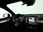 Volvo XC40 B4 Plus Dark | Panoramadak | 360° camera | Harman Kardon | Stoel- en stuurverwarming | Trekhaak