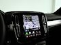 Volvo XC40 B4 Plus Dark | Panoramadak | 360° camera | Harman Kardon | Stoel- en stuurverwarming | Trekhaak