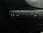 Toyota Corolla 1.8 Hybrid Sport Automaat (APPLE CARPLAY, 1e EIGENAAR, CAMERA, ADAPTIVE CRUISE, SPORTSTOELEN, LED KOPLAMPEN, LANE ASSIST, NIEUWSTAAT)