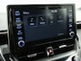 Toyota Corolla 1.8 Hybrid Sport Automaat (APPLE CARPLAY, 1e EIGENAAR, CAMERA, ADAPTIVE CRUISE, SPORTSTOELEN, LED KOPLAMPEN, LANE ASSIST, NIEUWSTAAT)