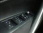 Toyota Corolla 1.8 Hybrid Sport Automaat (APPLE CARPLAY, 1e EIGENAAR, CAMERA, ADAPTIVE CRUISE, SPORTSTOELEN, LED KOPLAMPEN, LANE ASSIST, NIEUWSTAAT)
