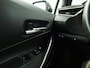 Toyota Corolla 1.8 Hybrid Sport Automaat (APPLE CARPLAY, 1e EIGENAAR, CAMERA, ADAPTIVE CRUISE, SPORTSTOELEN, LED KOPLAMPEN, LANE ASSIST, NIEUWSTAAT)